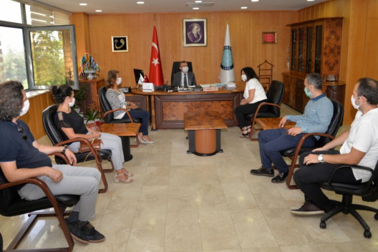 Bursalı mimarlardan Rekt&ouml;r Kılavuz'a ziyaret