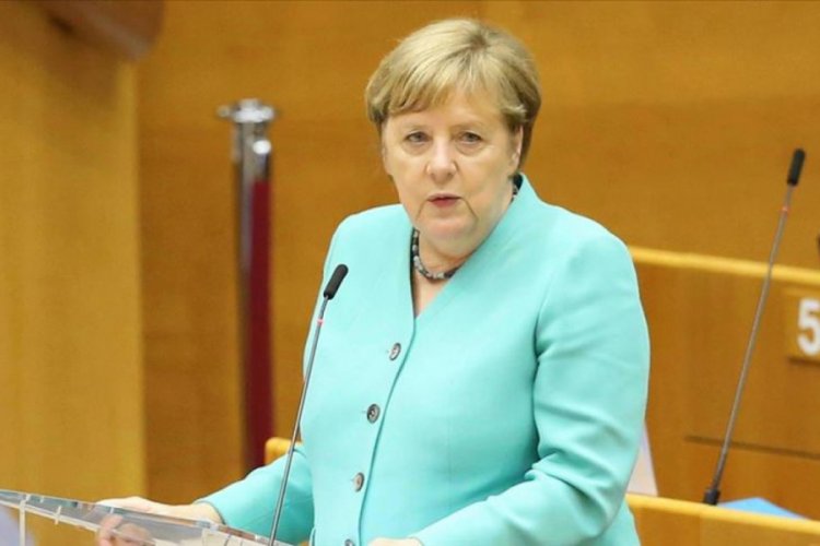 Almanya Başbakanı Merkel'den b&uuml;t&ccedil;e ve kurtarma programında anlaşma &ccedil;ağrısı