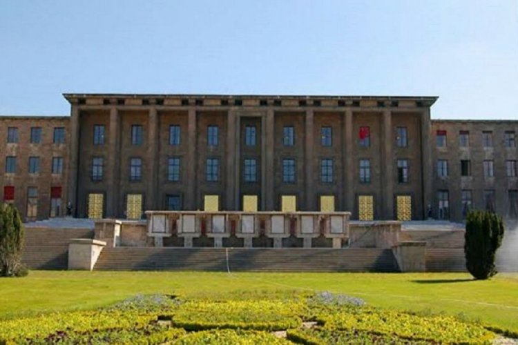 'Meclis'te i&ccedil;me suyu sıkıntısı yaşanıyor' iddiasına yanıt