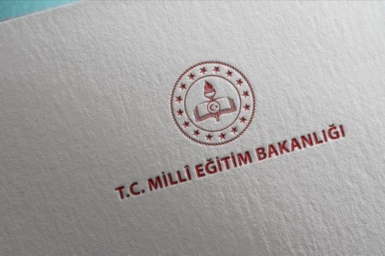 Devamsızlıktan kalan lise son sınıf &ouml;ğrencilerine 'mezuniyet' m&uuml;jdesi