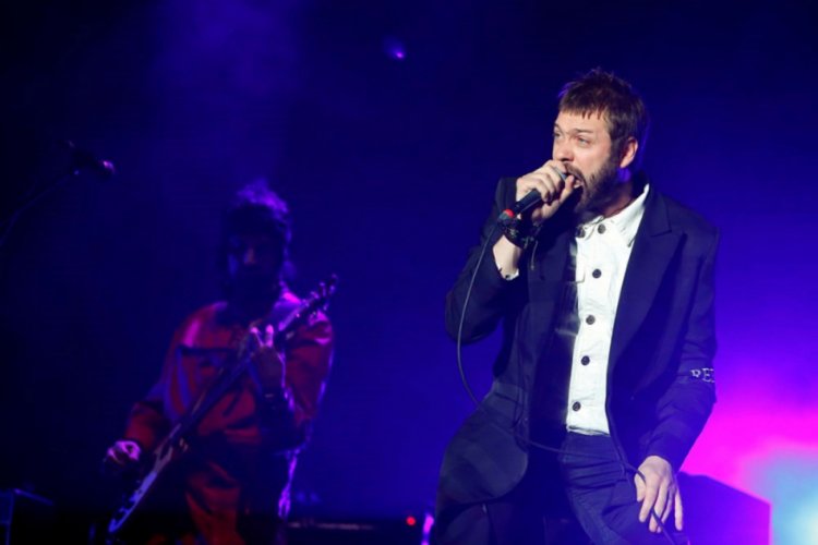 &Uuml;nl&uuml; m&uuml;zisyen Tom Meighan'dan saldırı itirafı