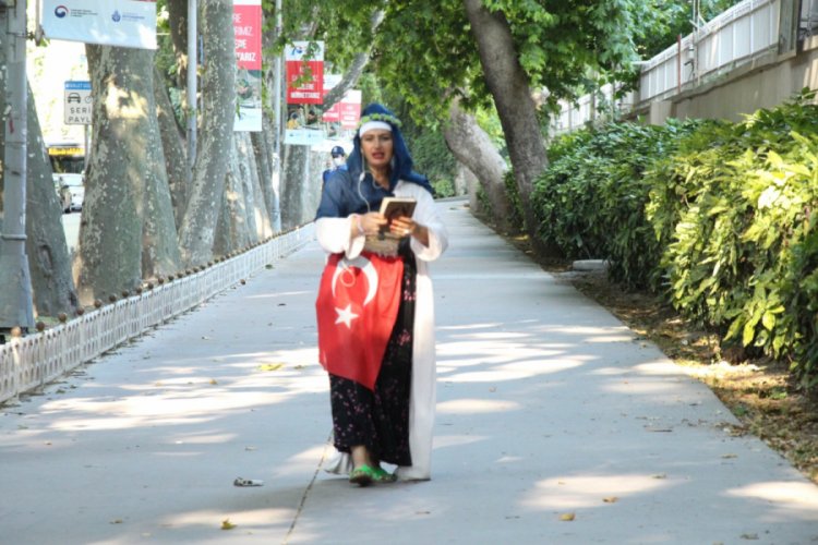 Dolmabah&ccedil;e'de ş&uuml;pheli kadın alarmı