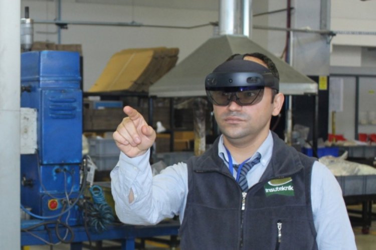 Microsoft'un 'yeni nesil' HoloLens 2 g&ouml;zl&uuml;ğ&uuml;, T&uuml;rkiye'de ilk defa kullanıldı