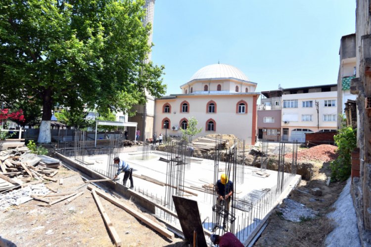 Bursa K&uuml;pl&uuml;pınar'a Kur'an kursu ve hizmet binası