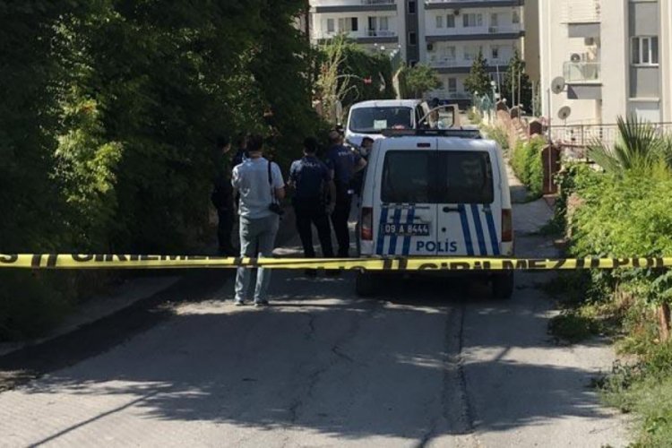 Dinlenmek i&ccedil;in oturduğu duvardan d&uuml;şen adam &ouml;ld&uuml;!