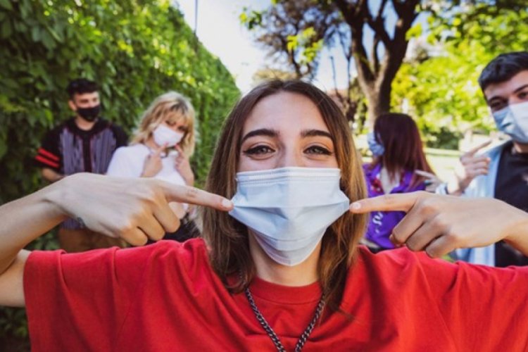 Maske koronavir&uuml;sten ne kadar koruyor? İşte bilimin yanıtı