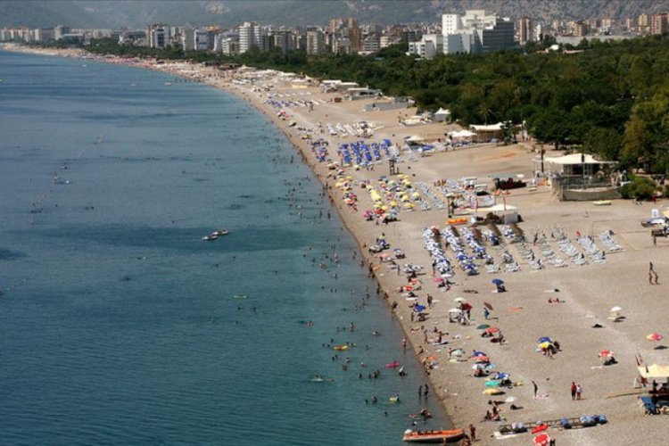 'Turizmin başkenti'ne bir g&uuml;nde 9 &uuml;lkeden 36 u&ccedil;ak geldi