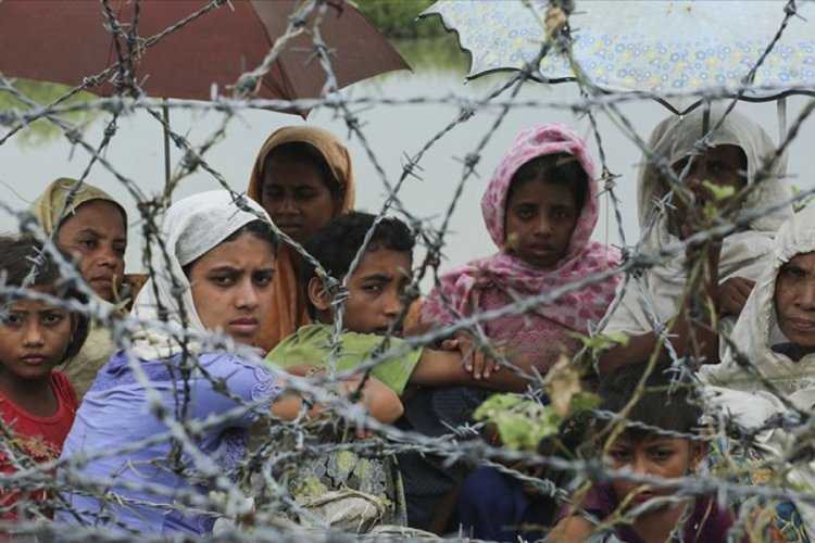 Bangladeş bazı Arakanlı M&uuml;sl&uuml;manların kamplara d&ouml;nmesi &ccedil;ağrılarını reddetti
