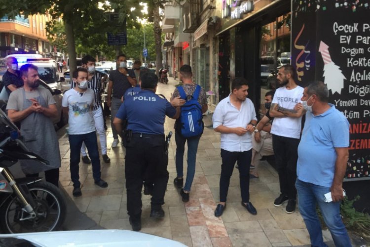 İki grup arasında 'yan baktın' kavgası