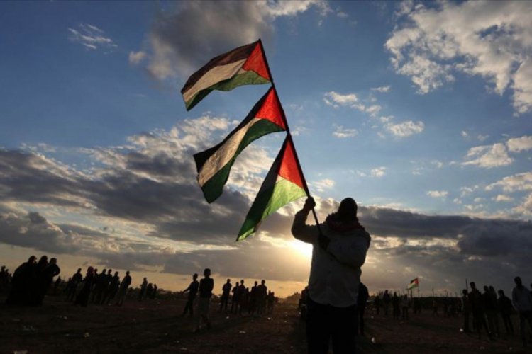 Hamas: Halkımız, İsrail planlarına karşı g&uuml;&ccedil; yetirmenin kapsamlı bir direnişle m&uuml;mk&uuml;n olduğunu iyi biliyor
