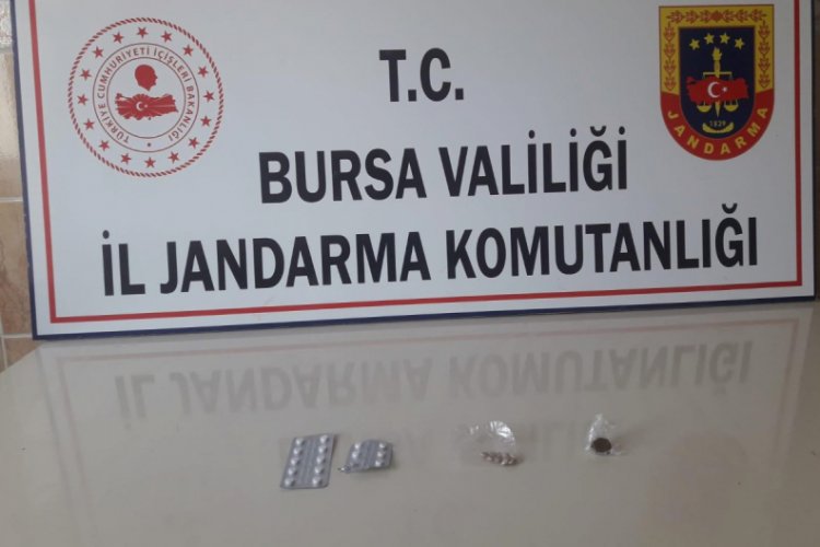 Bursa'da jandarmadan uyuşturucu tacirlerine operasyon: 2 g&ouml;zaltı