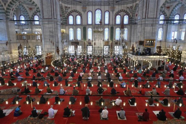 Cuma hutbesinde '15 Temmuz ve Birlik Ruhu' mesajı