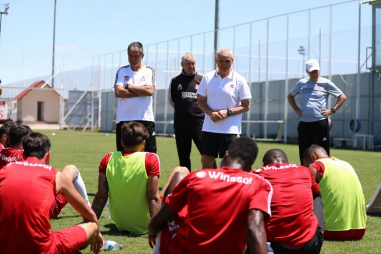 Sivasspor, Fenerbah&ccedil;e ma&ccedil;ına hazırlanıyor