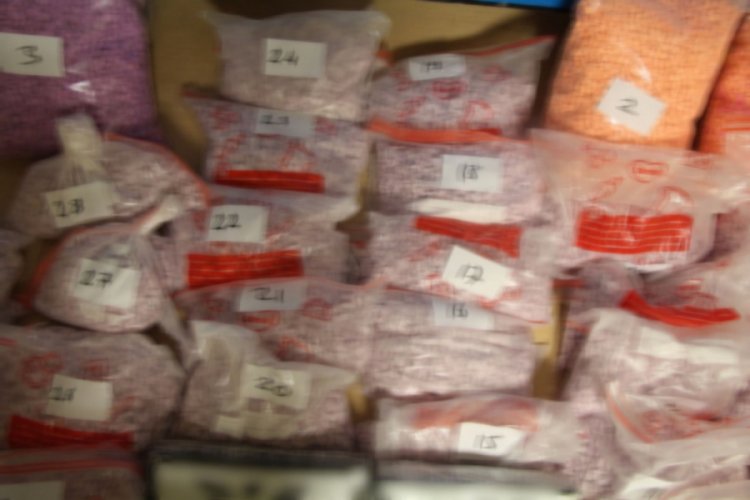 Kapıkule'de 135 bin uyuşturucu hap ve 2 kilo kokain ele ge&ccedil;irildi