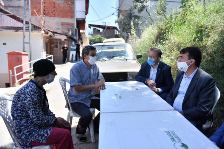 Bursa Osmangazi Belediye Başkanı D&uuml;ndar'dan şehit evine taziye ziyareti