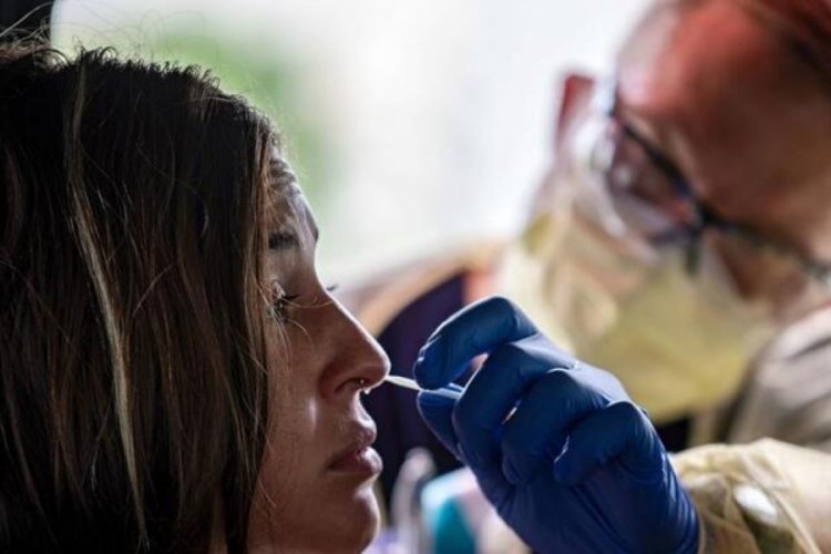İngiltere'de Covid-19 nedeniyle &ouml;lenlerin sayısı 44 bin 650'ye &ccedil;ıktı