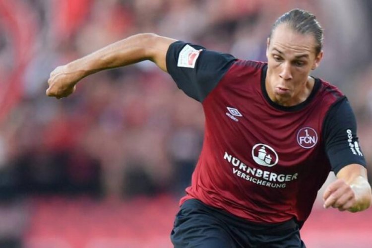 Michael Frey'in takımı N&uuml;rnberg, 90+6'da k&uuml;mede kaldı!