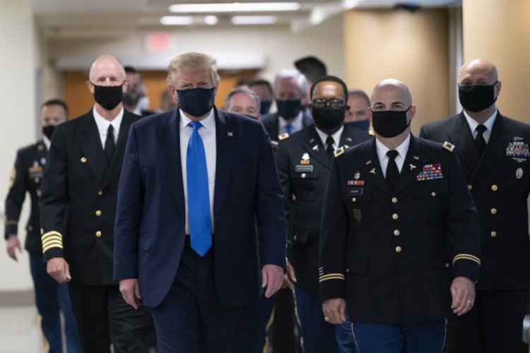 ABD Başkanı Trump ilk kez maskeli g&ouml;r&uuml;nt&uuml;lendi