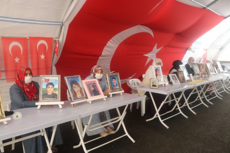 HDP &ouml;n&uuml;ndeki ailelerin evlat n&ouml;beti 314'&uuml;nc&uuml; g&uuml;n&uuml;nde