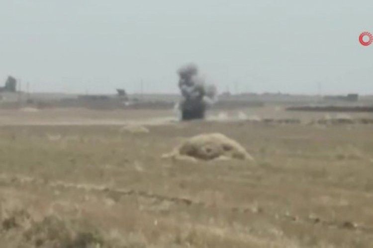 Tel Abyad'da d&uuml;kkan &ouml;n&uuml;ne tuzaklanan EYP imha edildi