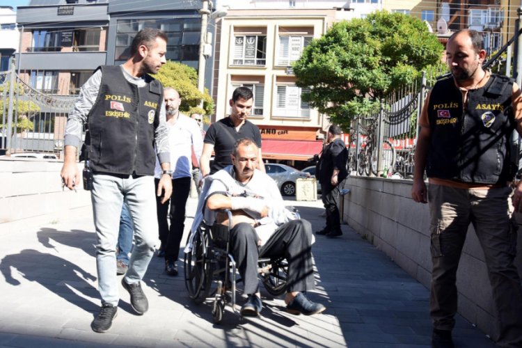 Ayşe Tuba'nın &ccedil;ığlığını duyanlar, yardıma b&ouml;yle koşmuş