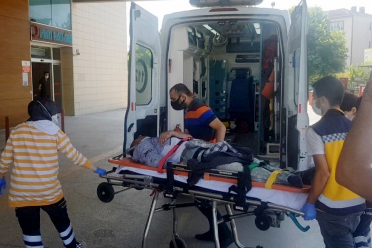 Bursa'da inşaattan d&uuml;şen iş&ccedil;i yaralandı