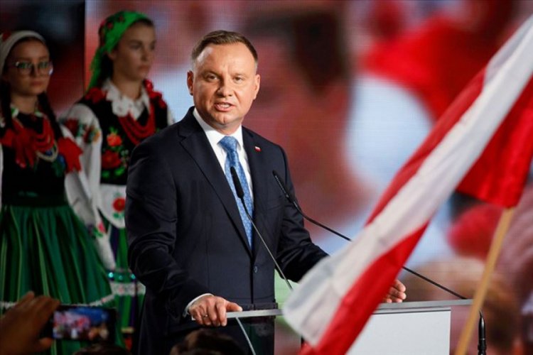 Duda, Polonya'da yeniden cumhurbaşkanı se&ccedil;ildi