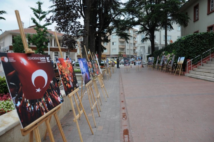 Bursa İneg&ouml;l'de 15 Temmuz sergisi a&ccedil;ıldı