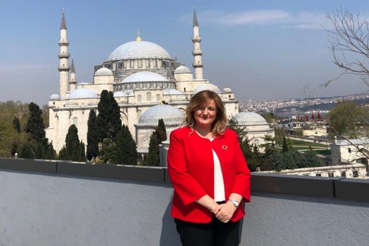 T&uuml;rkiye'nin ilk kadın kaymakamı, İstanbul Vali Yardımcılığına atandı