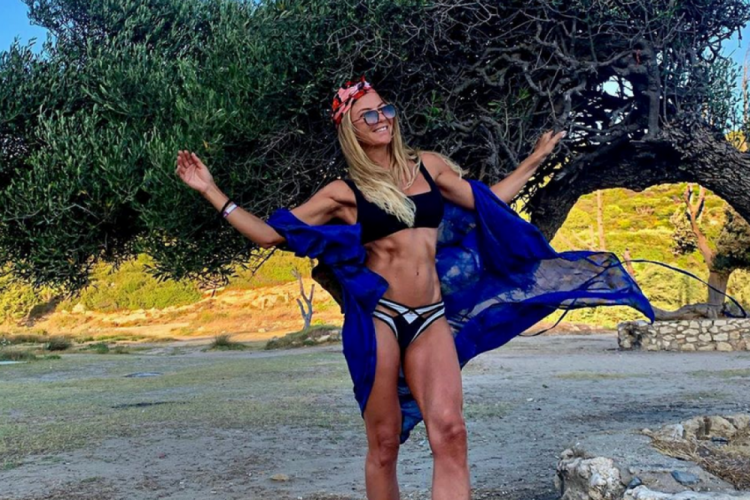 Ivana Sert'ten kas şov