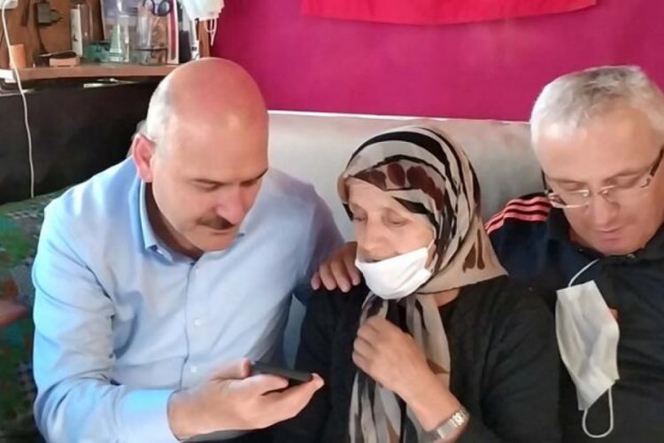 Cumhurbaşkanı Erdoğan, şehit ailesi ile telefonda g&ouml;r&uuml;şt&uuml;