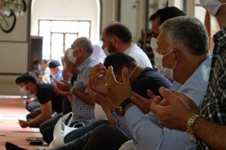 Bursa'da 15 Temmuz şehitleri i&ccedil;in mevlid