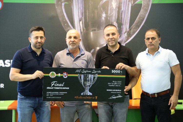 Alanyaspor'da 'hatıra bilet' kampanyasına destek giderek b&uuml;y&uuml;yor