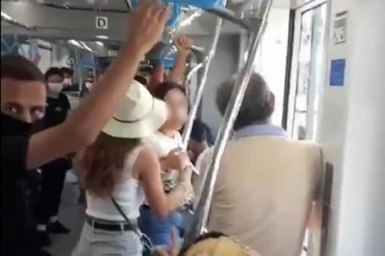 Tramvayda maske gerginliği