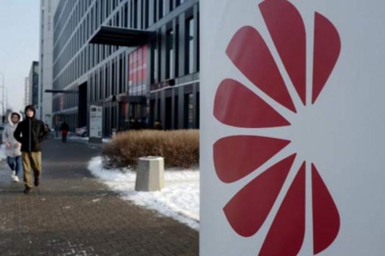 ABD y&ouml;netiminden 'Huawei &ccedil;alışanlarına yaptırım' kararı