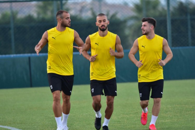 Manisa FK, Antalya'da kampa girdi