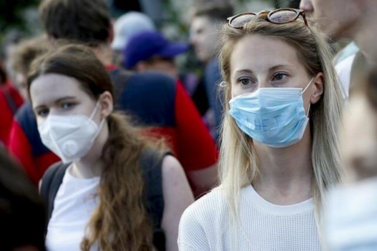Rusya'da son 24 saatte 6 bin 428 yeni koronavir&uuml;s vakası