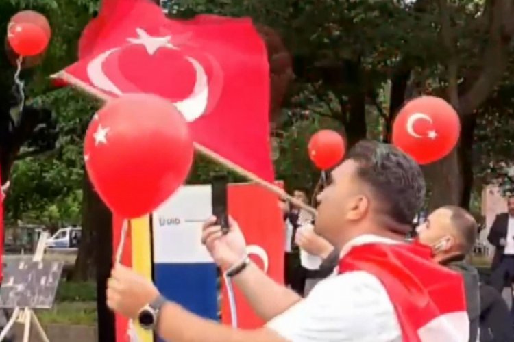Almanya'da PKK yanlılarının saldırısına uğradılar