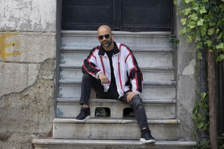 Murat Evgin'in alb&uuml;m&uuml; 3 kıtada yayında