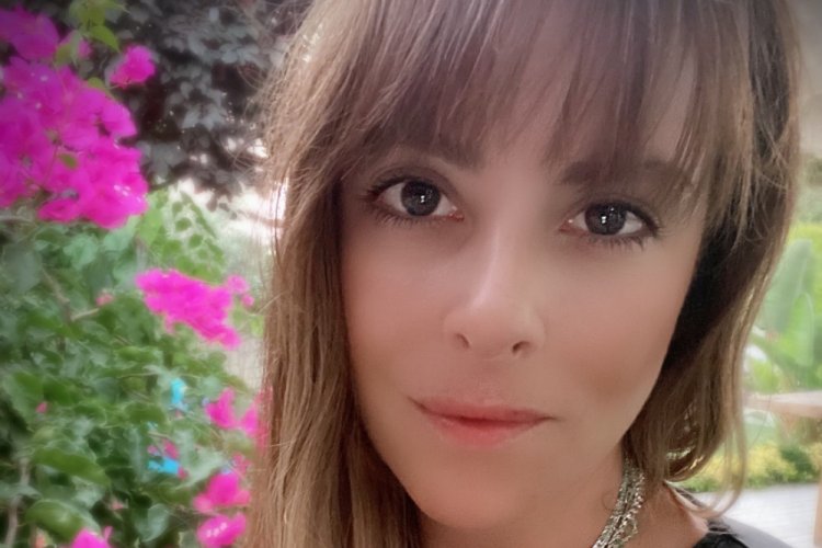 Doğa Rutkay, Vodafone'un "Kırmızı Işık" kampanyasının sesi oldu