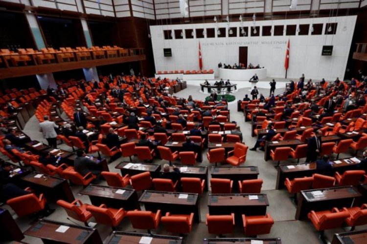 Kısa &ccedil;alışma uygulamasının uzatılması TBMM'de kabul edildi