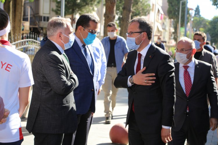 Bakan Kasapoğlu memleketi Kula'daki yatırımları inceledi