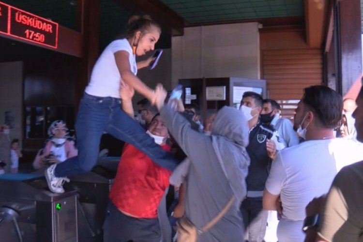 İskeledeki u&ccedil;an tekmeyle ilgili savcılık harekete ge&ccedil;ti