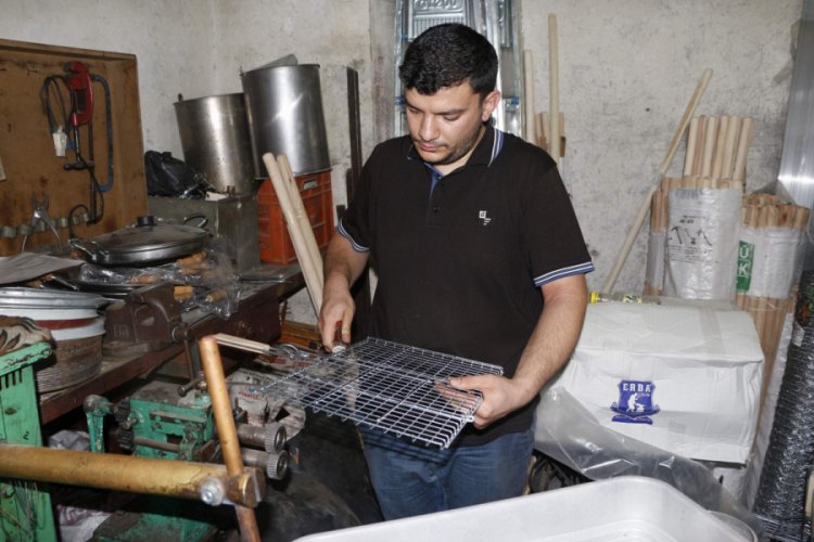 9 ay oturuyorlar, yazın siparişlere yetişemiyorlar!