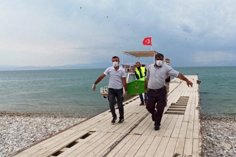 Van G&ouml;l&uuml;'ndeki tekne faciasında can kaybı 54'e y&uuml;kseldi