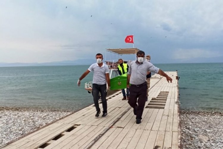 Van G&ouml;l&uuml;'nden 5 ceset daha &ccedil;ıktı