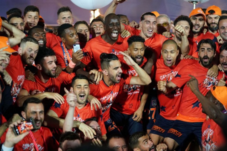 S&uuml;per Lig'de şampiyon Başakşehir!