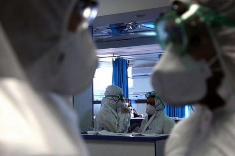 İran'da coronavir&uuml;s nedeniyle 1 g&uuml;nde 217 kişi hayatını kaybetti