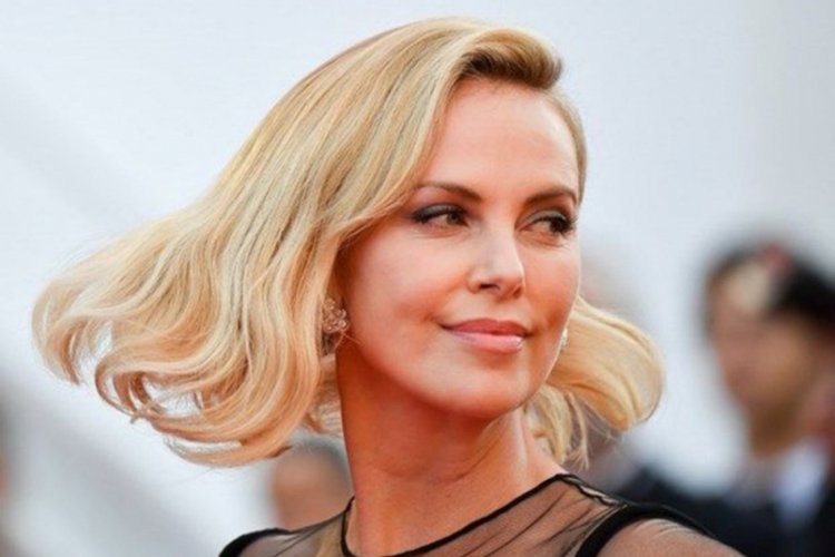 Charlize Theron oyunculuğa ara veriyor