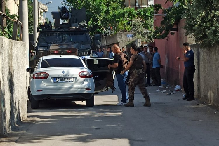 2 polisi yaralayan cinayet zanlısı etkisiz hale getirildi